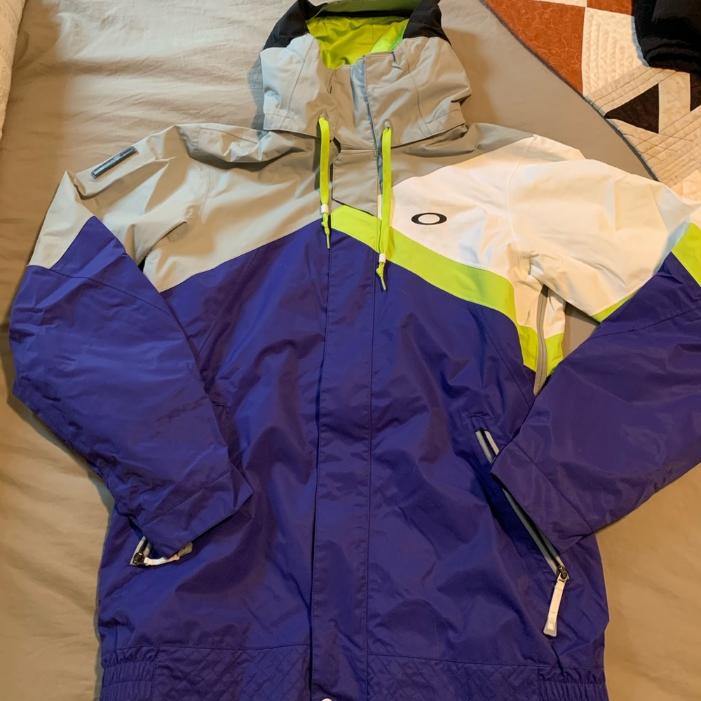 Men’s Oakley ski shell